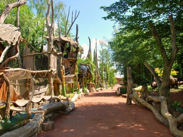 ArkaZien Insektenhotel &copy; Presse ArkaZien/ Ziegler Spielplätze von A-Z