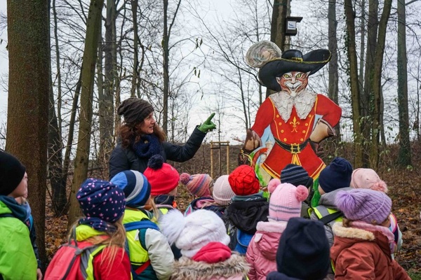 Märchenhaftes Weihnachtsprogramm für Kita-Kinder: Auch die Märchenfiguren im Festungswald können entdeckt werden, Foto: Festung Königstein gGmbH Märchenhaftes Weihnachtsprogramm für Kita-Kinder: Auch die Märchenfiguren im Festungswald können entdeckt werden, Foto: Festung Königstein gGmbH