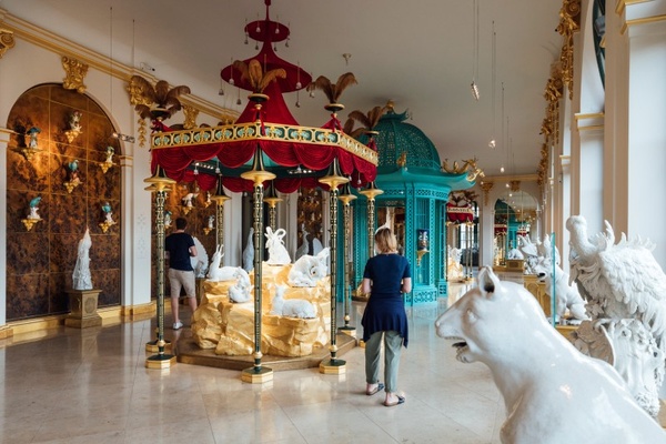 Blick in die Porzellansammlung der Staatlichen Kunstsammlungen Dresden im Zwinger. Foto: Thomas Rötting (DML-BY) Blick in die Porzellansammlung der Staatlichen Kunstsammlungen Dresden im Zwinger. Foto: Thomas Rötting (DML-BY)
