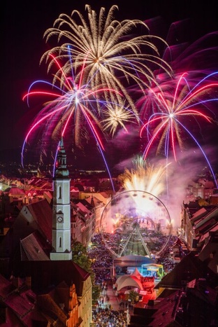 Landskron-Feuerwerk 2024 &copy; Axel Lange