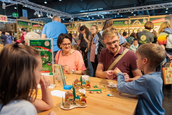 © Leipziger Messe / Jörg Singer – Die Hobbymesse Leipzig lockt mit hunderten Workshops für Jung und Alt © Leipziger Messe / Jörg Singer – Die Hobbymesse Leipzig lockt mit hunderten Workshops für Jung und Alt