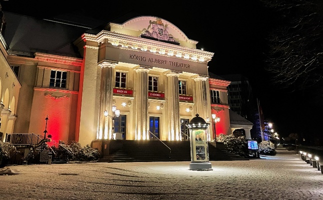König Albert Theater im Winter &copy; Stephan Seitz