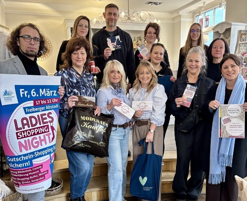 Einkausspaß, Kultur und Genuss - Innenstadthändler und Citymanagement sind bereit für die dritte Ladies-Shopping-Night. (Foto: SVF/S. Straßberger)